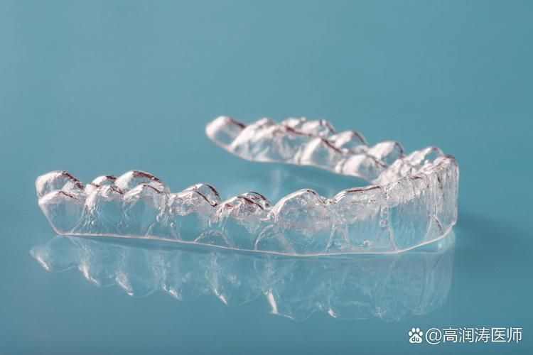 武汉40岁门牙矫正只戴隐形牙套可以吗